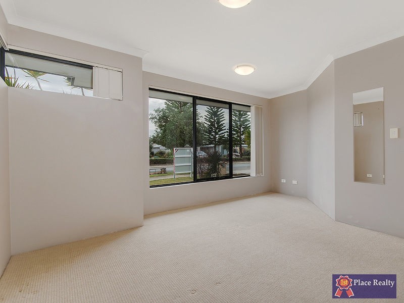 15 Noosa Drive, Secret Harbour WA 6173