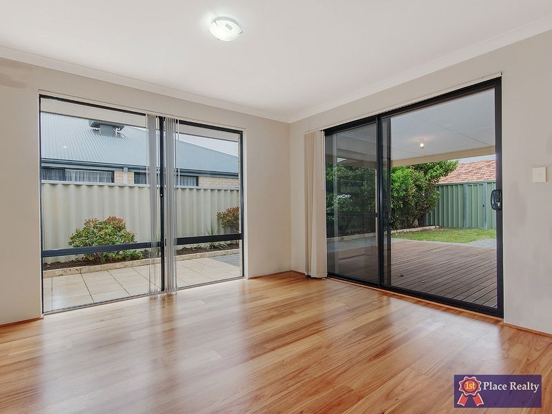 15 Noosa Drive, Secret Harbour WA 6173