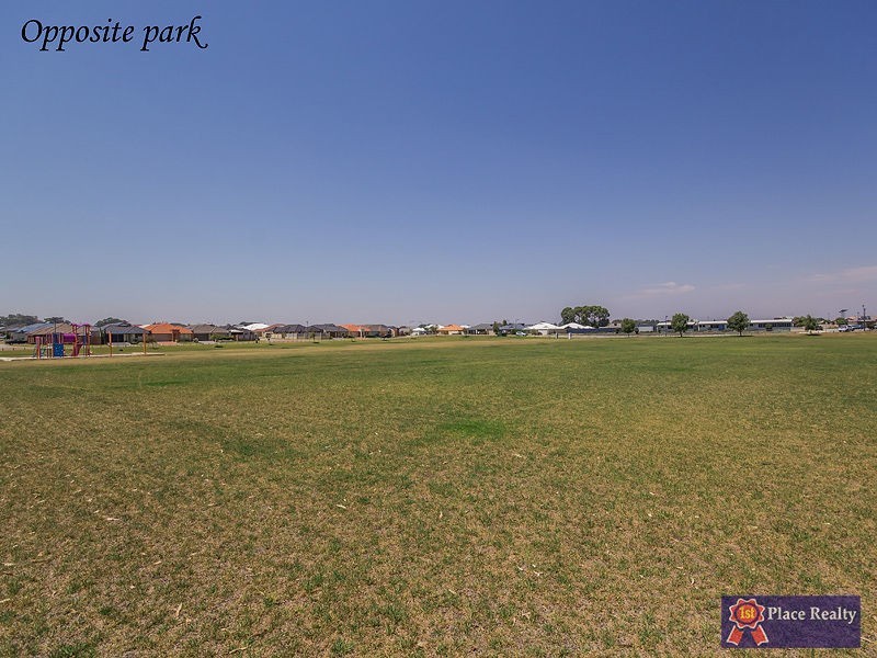 16 D’Arcole Turn, Secret Harbour WA 6173