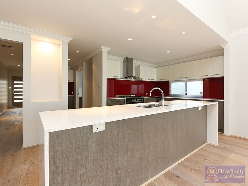 97 Waterlily Drive, Dudley Park WA 6210