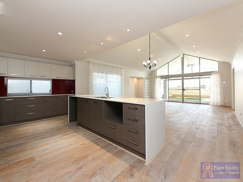 97 Waterlily Drive, Dudley Park WA 6210