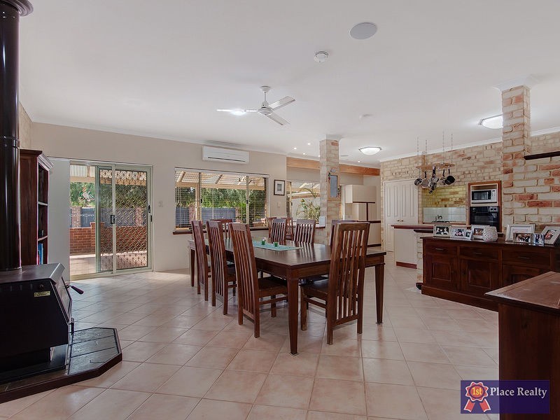 5 Kingsbridge Road, Warnbro WA 6169