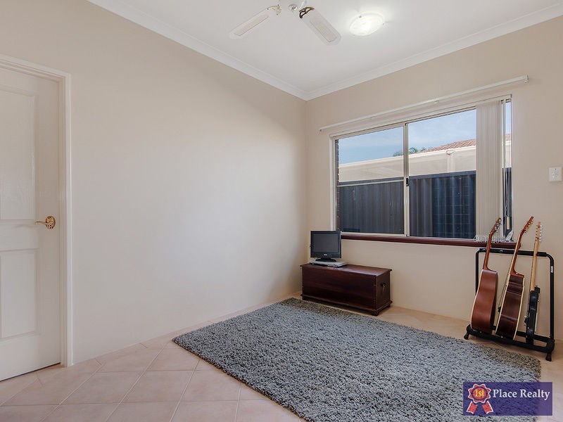 5 Kingsbridge Road, Warnbro WA 6169