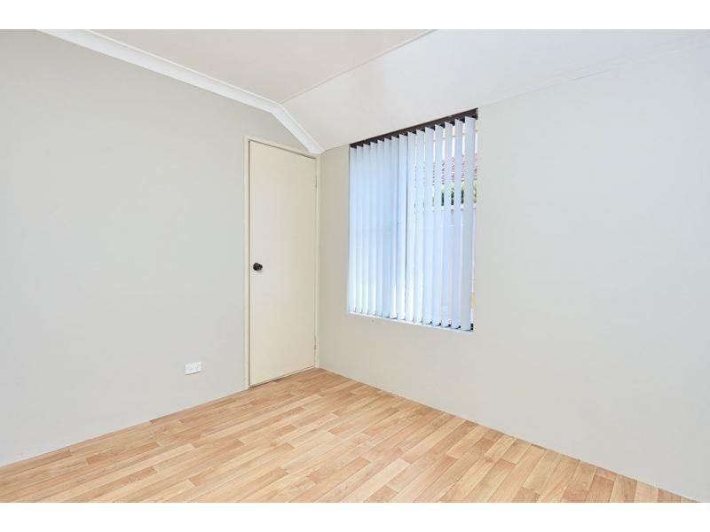 7 Panama Place, Safety Bay WA 6169