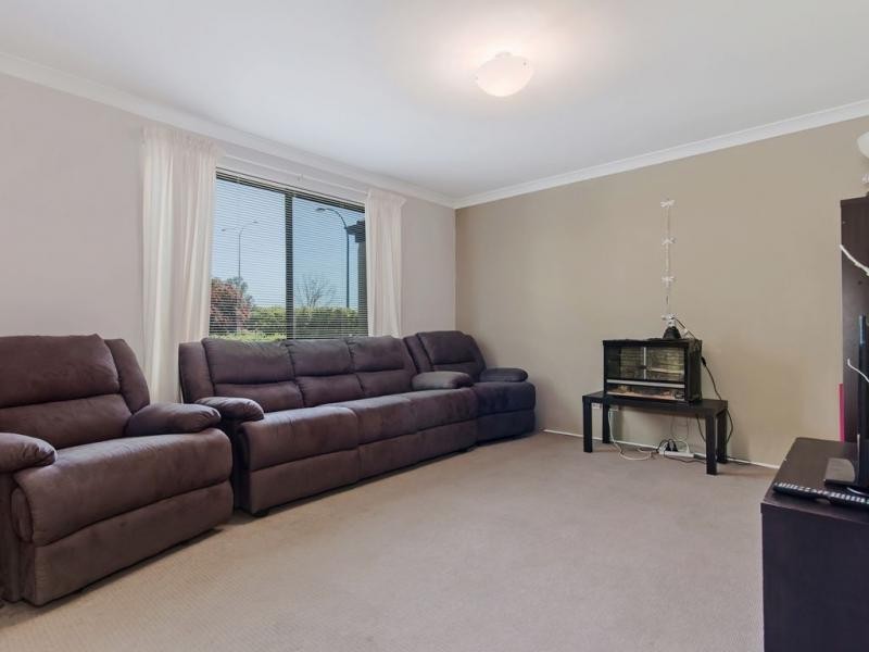 9 Zaragoza Drive, Port Kennedy WA 6172