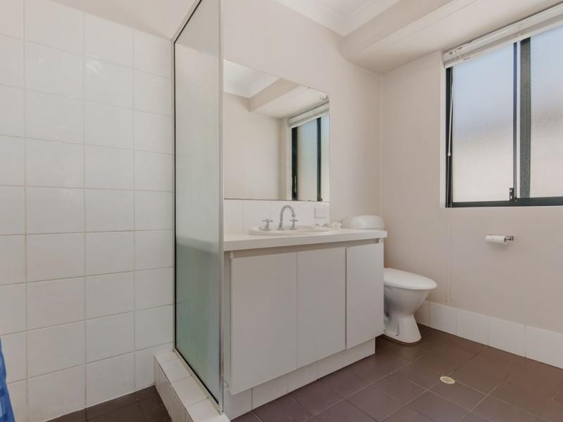 9 Zaragoza Drive, Port Kennedy WA 6172