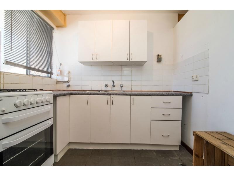 Unit 4/5 Welshpool Road, St James WA 6102