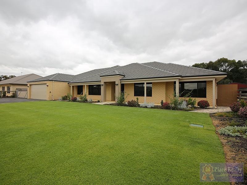 17 Wodalla Parade, Byford WA 6122