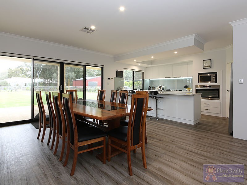 17 Wodalla Parade, Byford WA 6122