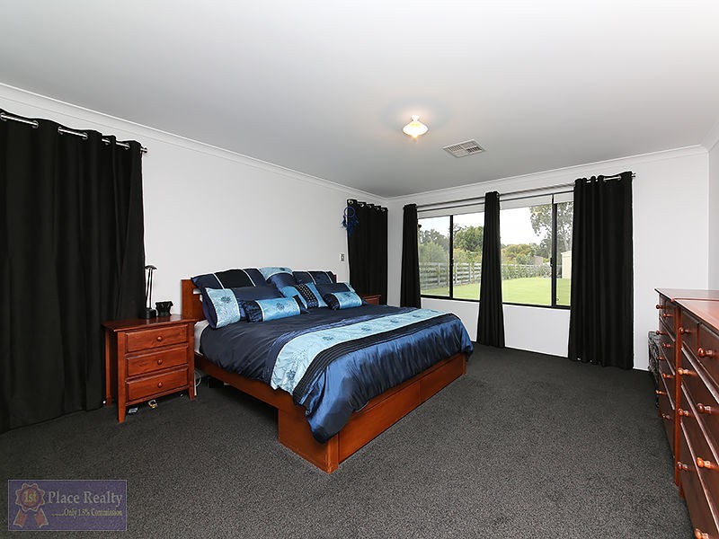 17 Wodalla Parade, Byford WA 6122