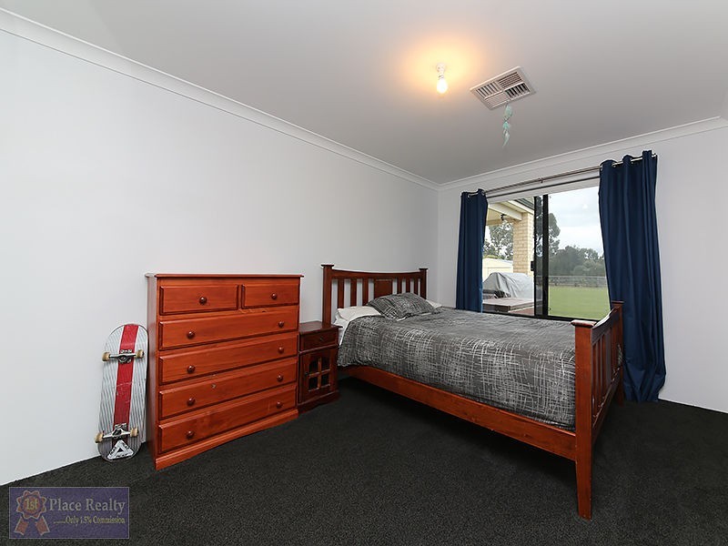 17 Wodalla Parade, Byford WA 6122