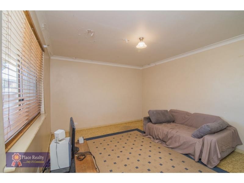 15 Grandpre Crescent, Hamilton Hill WA 6163