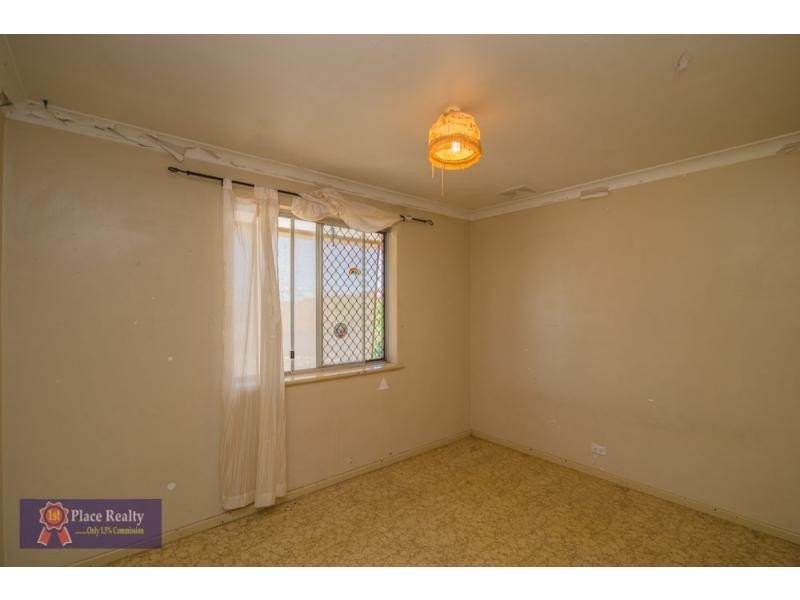 15 Grandpre Crescent, Hamilton Hill WA 6163