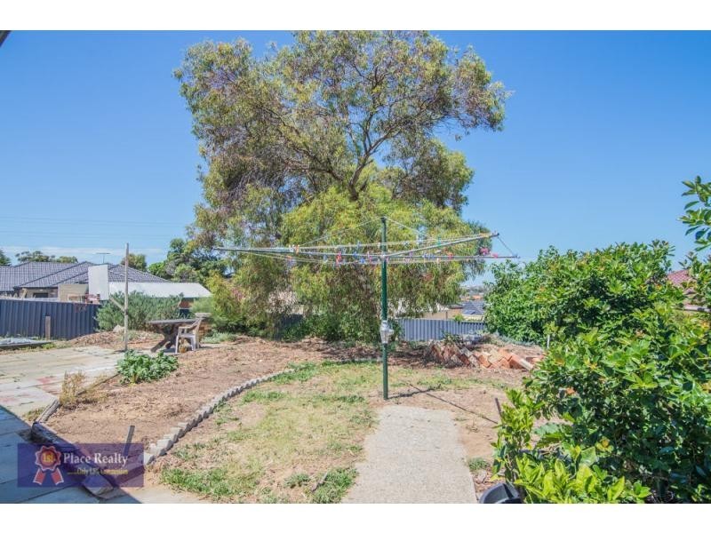 15 Grandpre Crescent, Hamilton Hill WA 6163