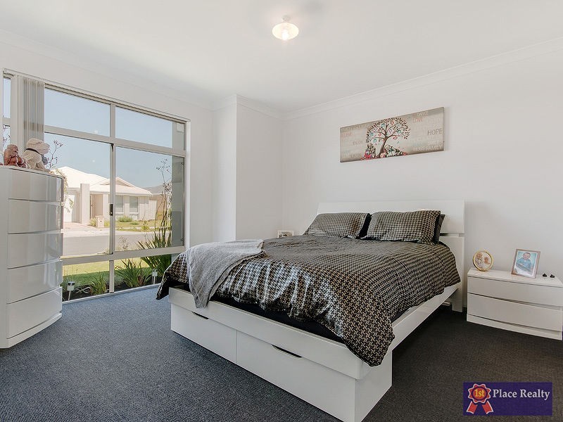 14 Narloo Way, Golden Bay WA 6174