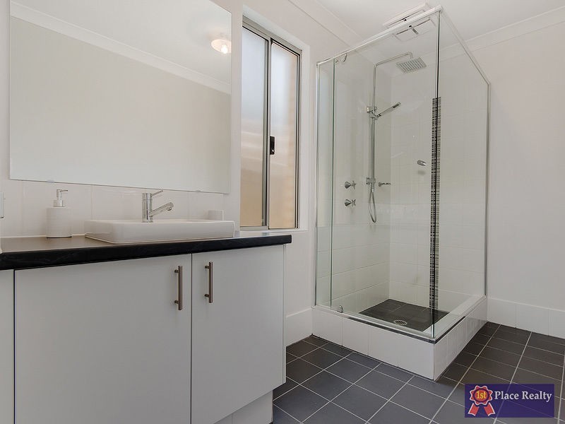 14 Narloo Way, Golden Bay WA 6174