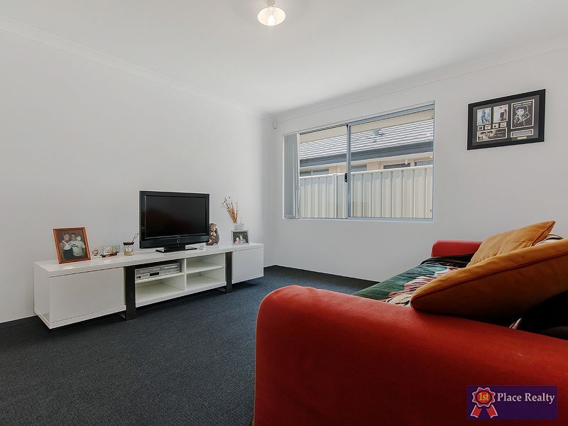 14 Narloo Way, Golden Bay WA 6174