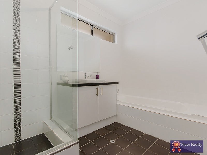14 Narloo Way, Golden Bay WA 6174