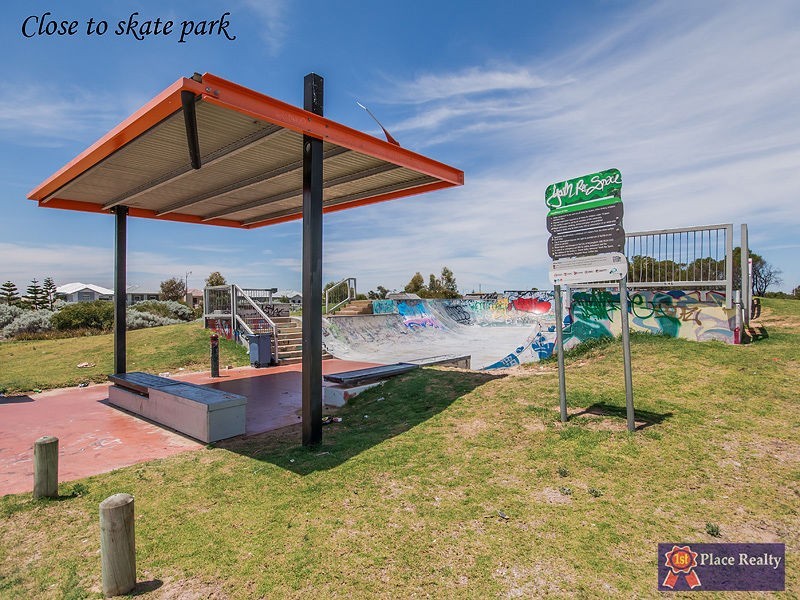 14 Narloo Way, Golden Bay WA 6174