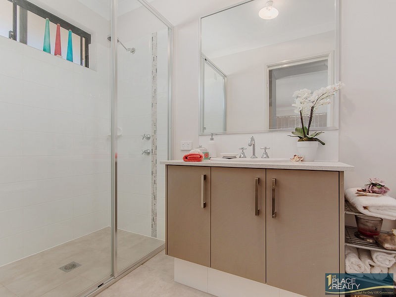 3 Greenville Vista, Meadow Springs WA 6210