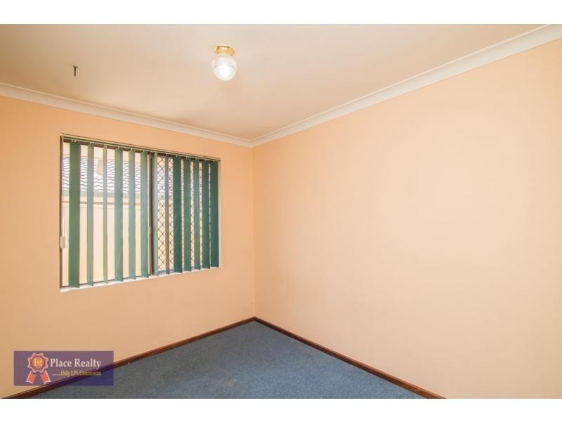 11 Elliot Place, Thornlie WA 6108