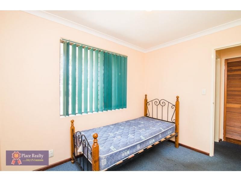 11 Elliot Place, Thornlie WA 6108