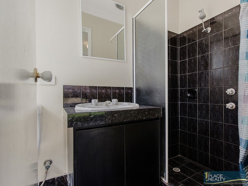 10 Dunlowe Loop, Warnbro WA 6169