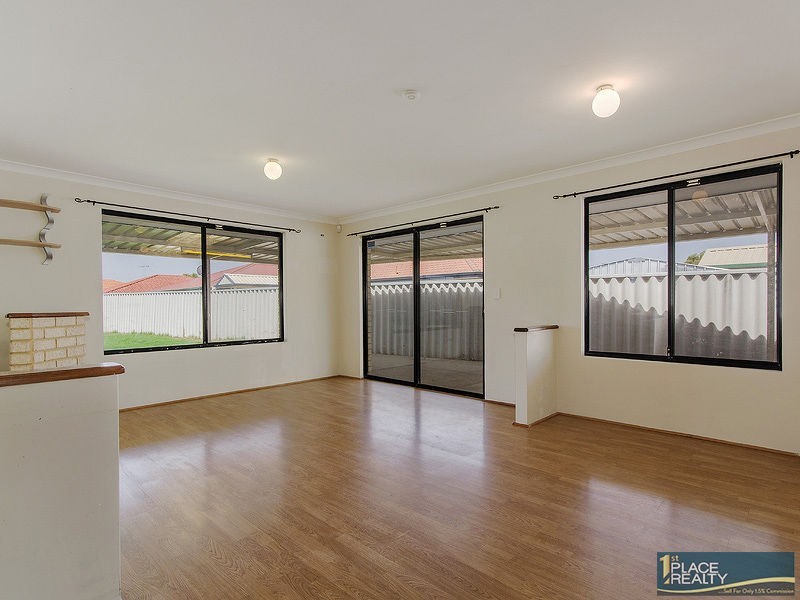 10 Dunlowe Loop, Warnbro WA 6169