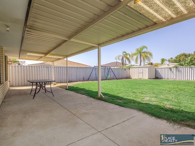 10 Dunlowe Loop, Warnbro WA 6169