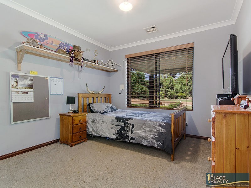 17 Sawley Close, Golden Bay WA 6174