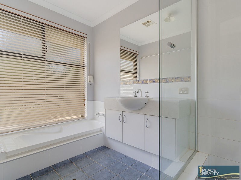 17 Sawley Close, Golden Bay WA 6174