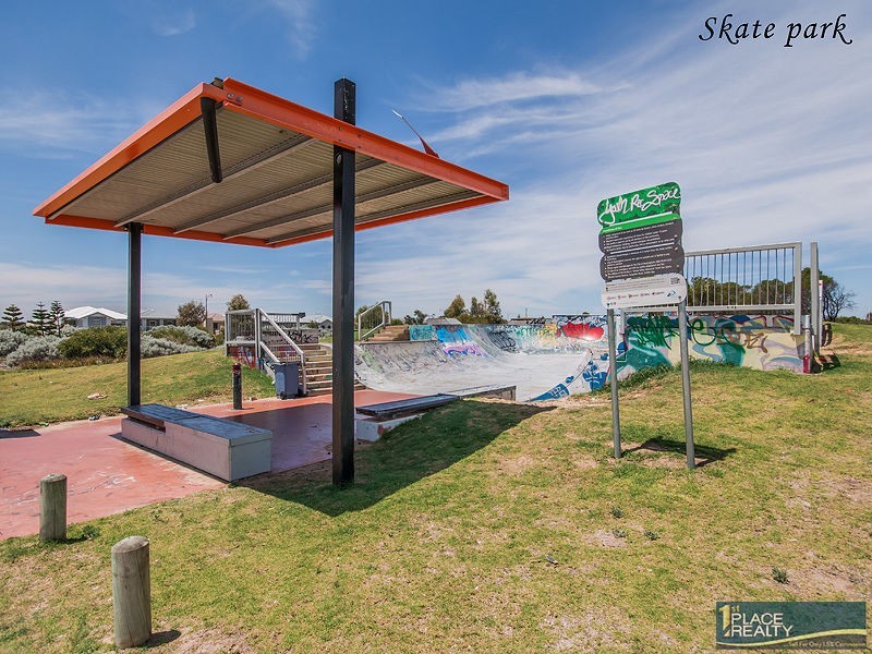 55 Allatoona Avenue, Golden Bay WA 6174