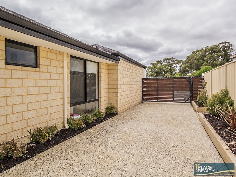 87 Warburton Trail, Lakelands WA 6180