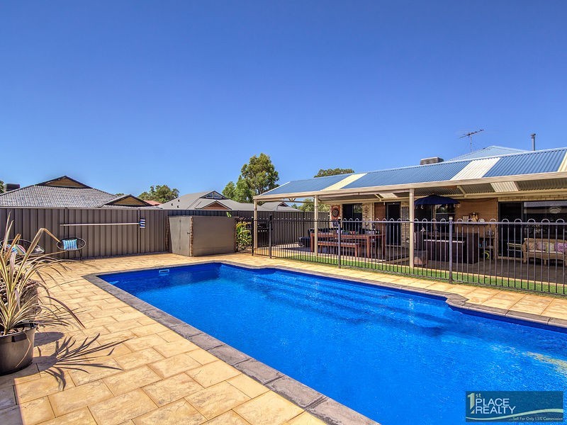 50 Miltona Drive, Secret Harbour WA 6173