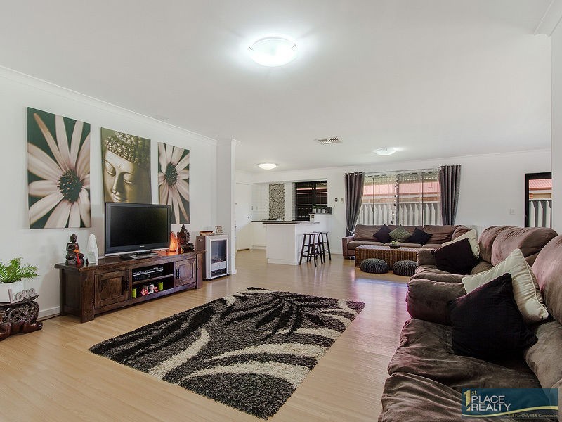 50 Miltona Drive, Secret Harbour WA 6173