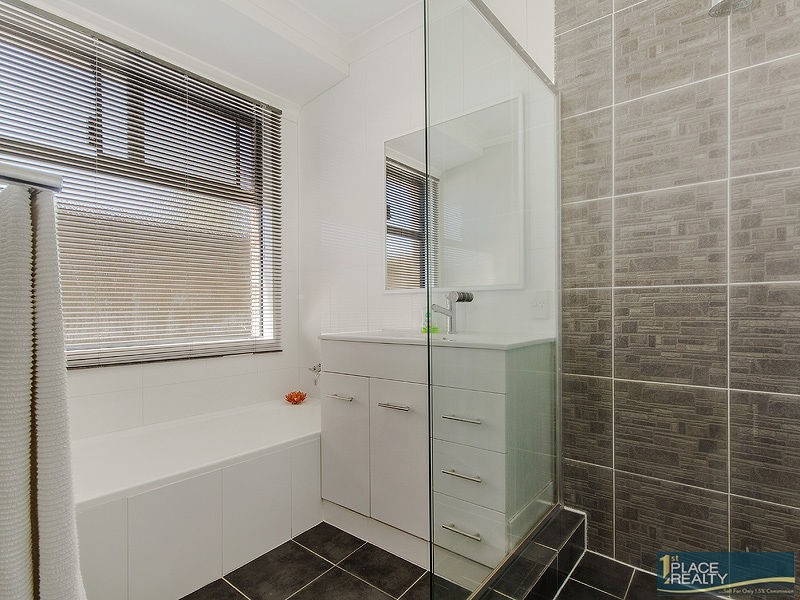 50 Miltona Drive, Secret Harbour WA 6173