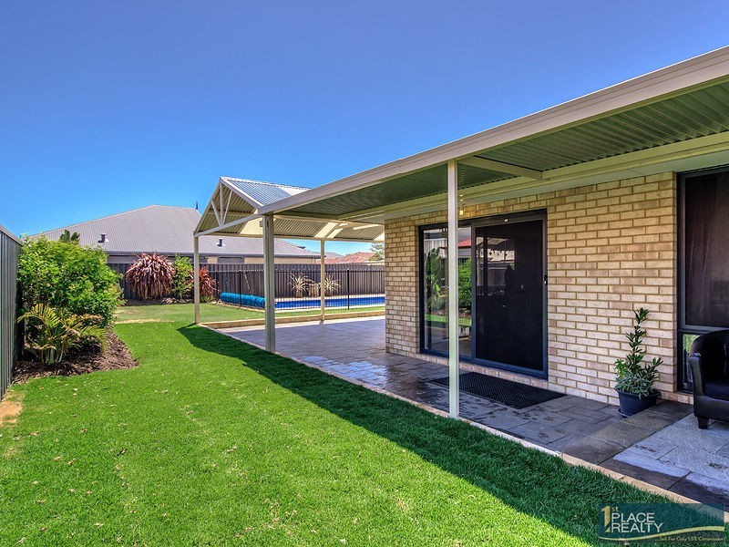 50 Miltona Drive, Secret Harbour WA 6173