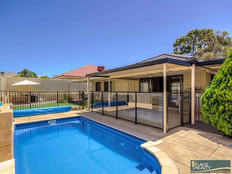 49 Ballard Meander, Lakelands WA 6180