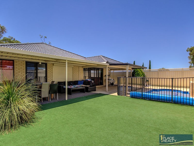 49 Ballard Meander, Lakelands WA 6180