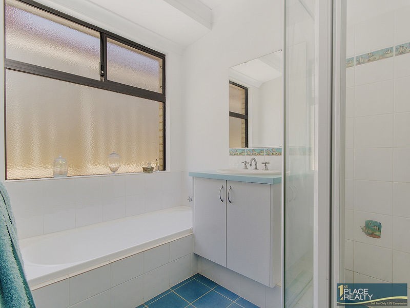 49 Ballard Meander, Lakelands WA 6180