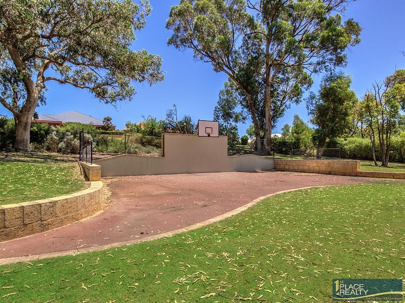 49 Ballard Meander, Lakelands WA 6180