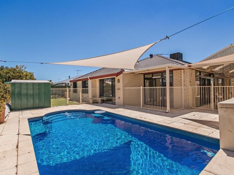 12 Pastrana Crescent, Port Kennedy WA 6172
