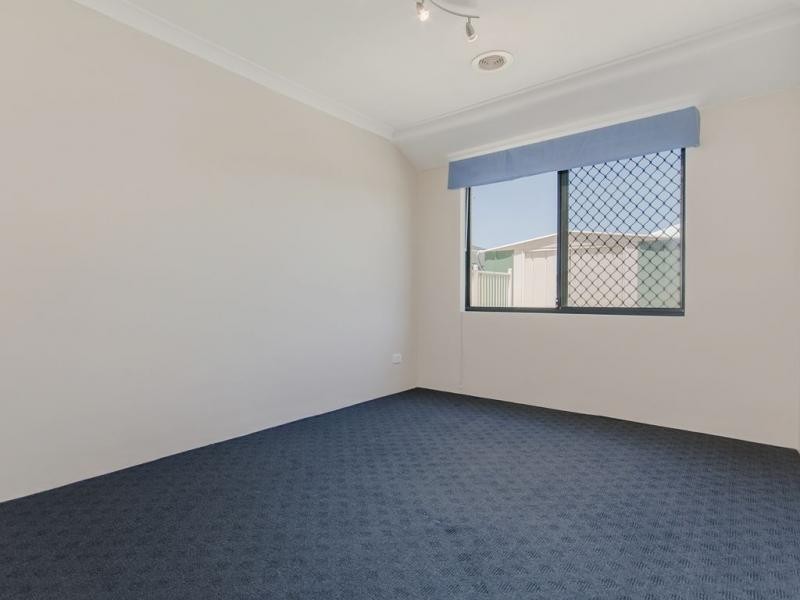 12 Pastrana Crescent, Port Kennedy WA 6172