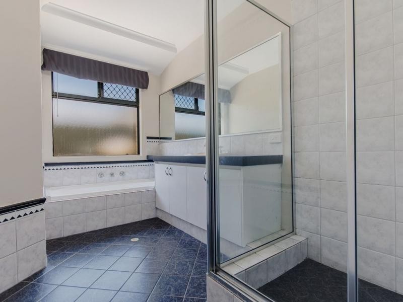 12 Pastrana Crescent, Port Kennedy WA 6172