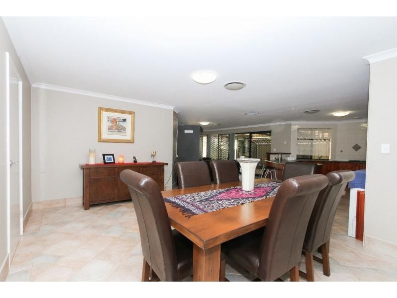 3 Burleigh Court, Waikiki WA 6169