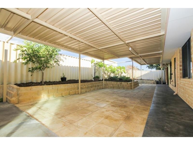 3 Burleigh Court, Waikiki WA 6169