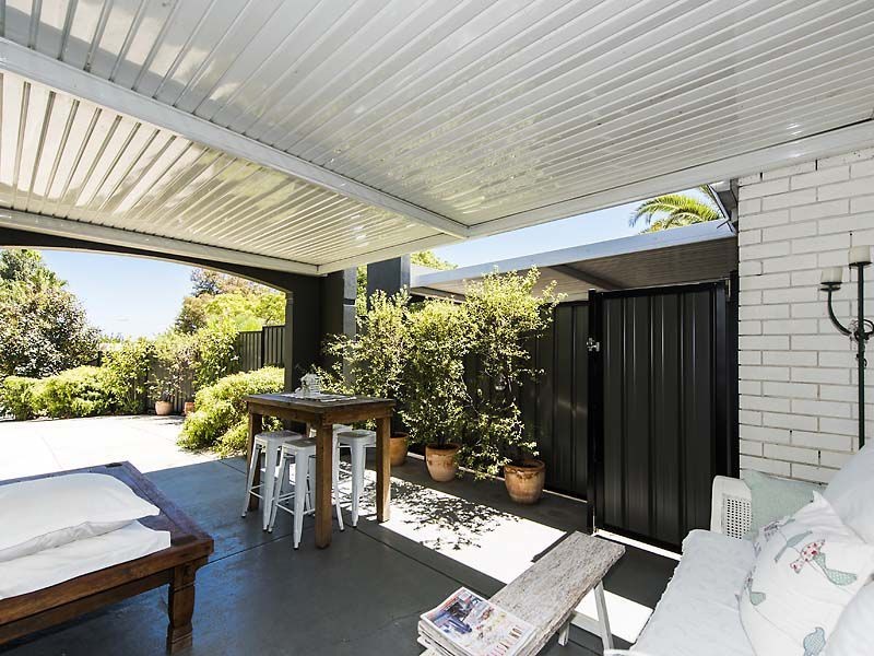 12 Bickford Place, Hamilton Hill WA 6163