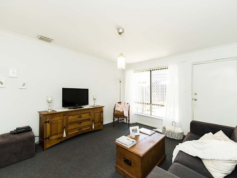 12 Bickford Place, Hamilton Hill WA 6163