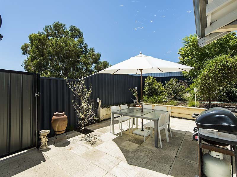12 Bickford Place, Hamilton Hill WA 6163