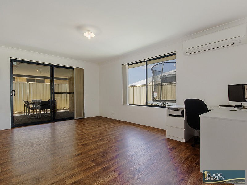 50 Cobaki Brace, Lakelands WA 6180